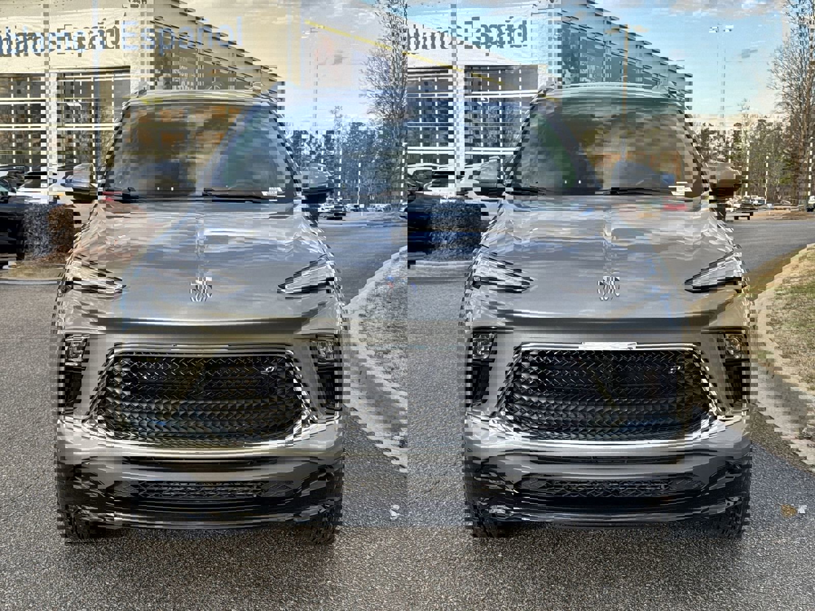 Used 2024 Buick Encore GX Sport Touring image 3