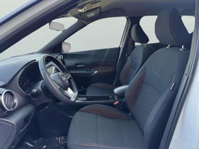 Used 2024 Nissan Kicks SR FWD image 14