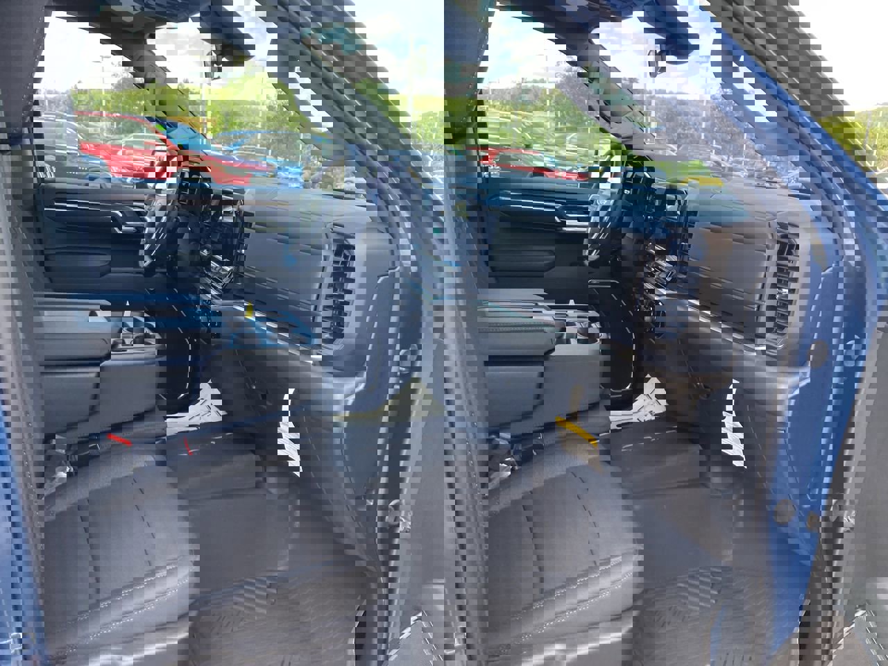 New 2024 Chevrolet Silverado 1500 LT w/ Z71 Off-Road Package image 15