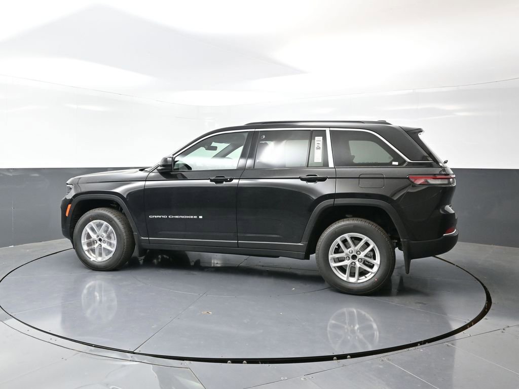 New 2025 Jeep Grand Cherokee Laredo X w/ Luxury Tech Group I image 6
