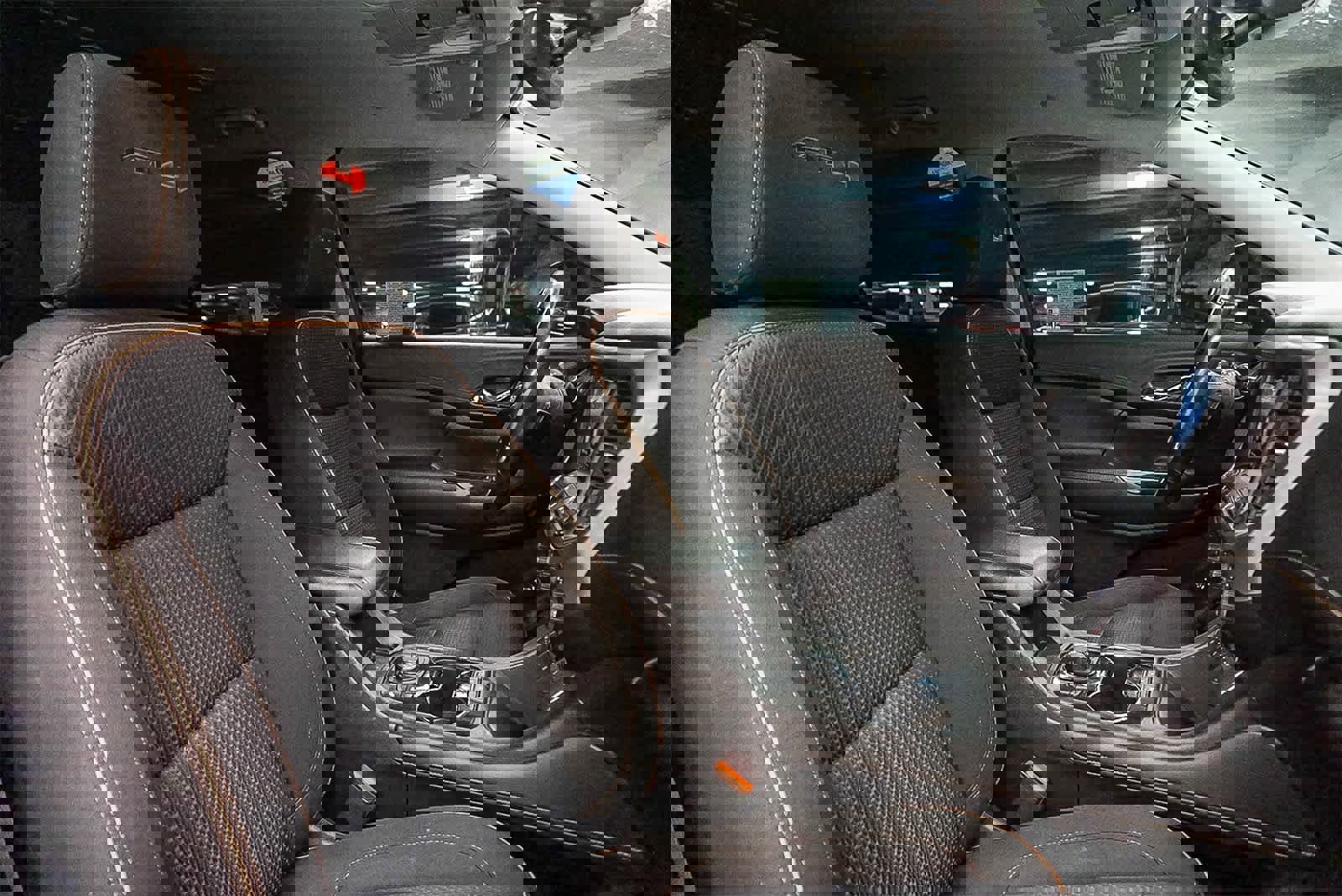 Used 2020 GMC Acadia AT4 image 15