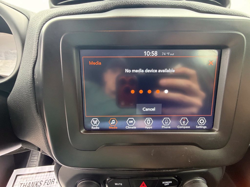 Used 2021 Jeep Renegade Latitude AWD/4WD image 25
