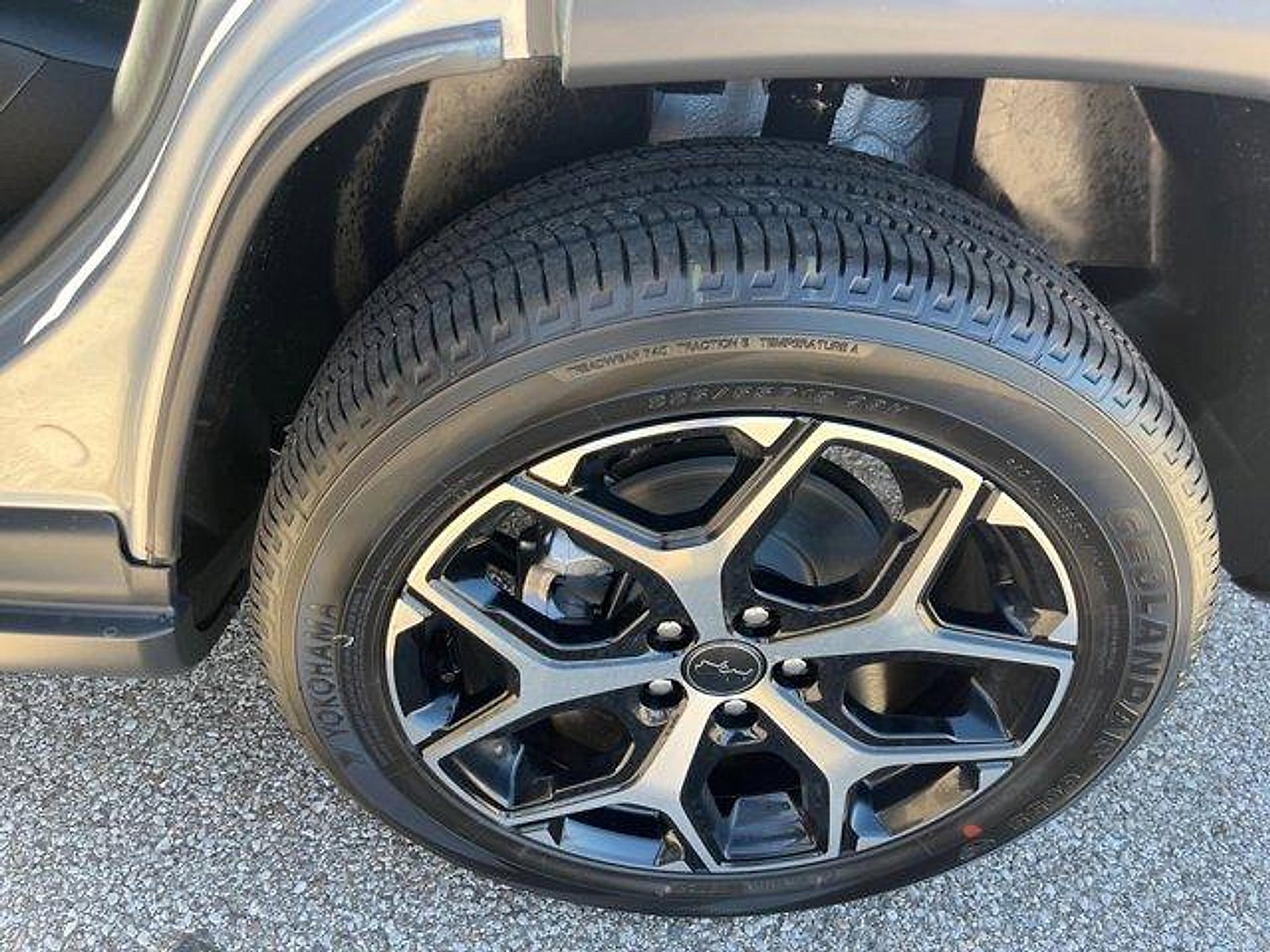 New 2026 Jeep Compass Limited image 15