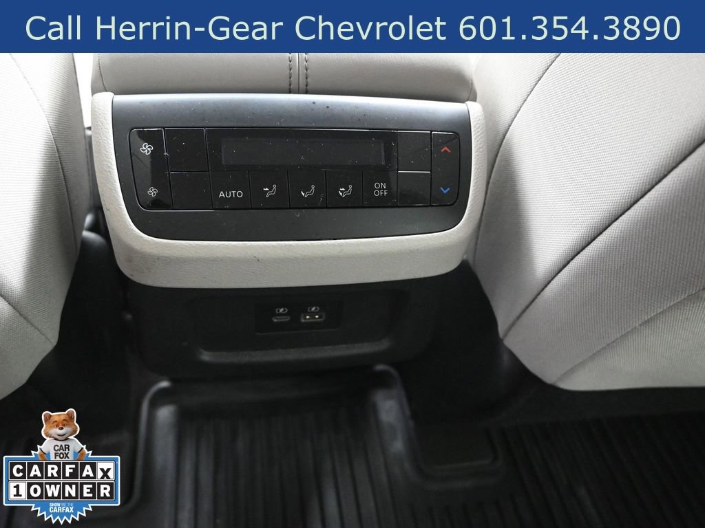 Used 2022 Nissan Pathfinder SV image 19