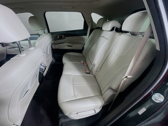 Used 2022 Kia Sorento S w/ Panoramic Sunroof Package AWD/4WD image 26