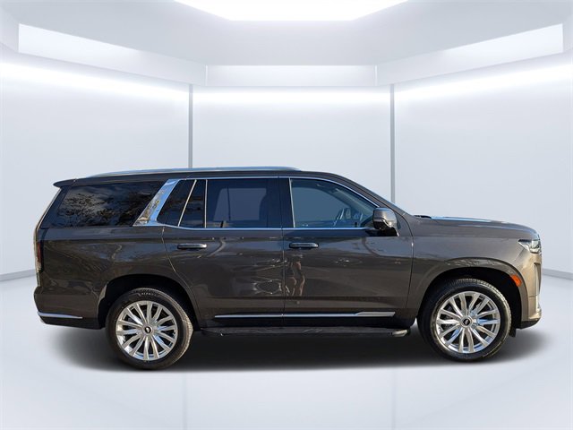 Used 2021 Cadillac Escalade Luxury image 2