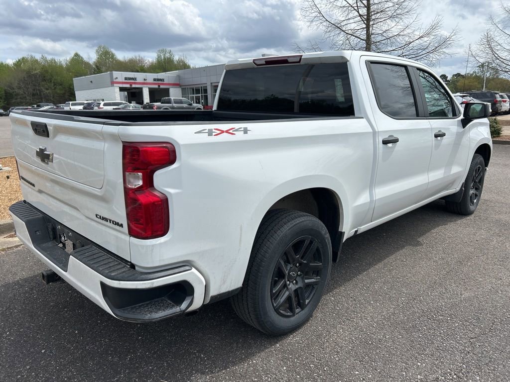 Used 2023 Chevrolet Silverado 1500 Custom w/ LPO, Dark Essentials Package image 4