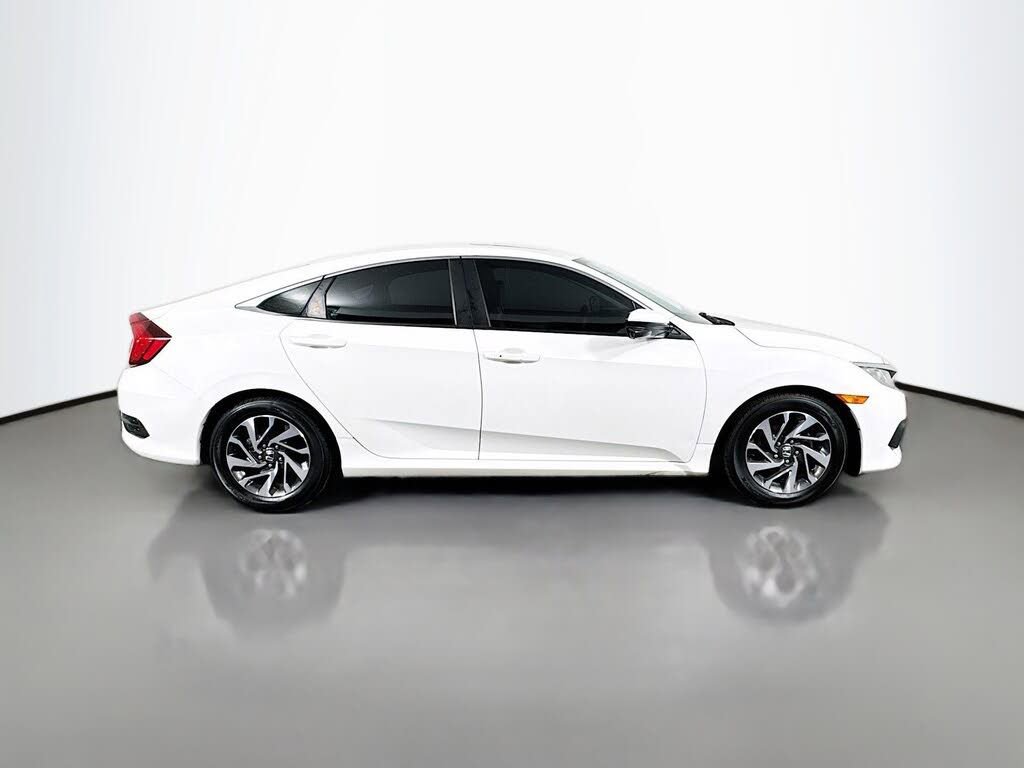 Used 2016 Honda Civic EX image 7