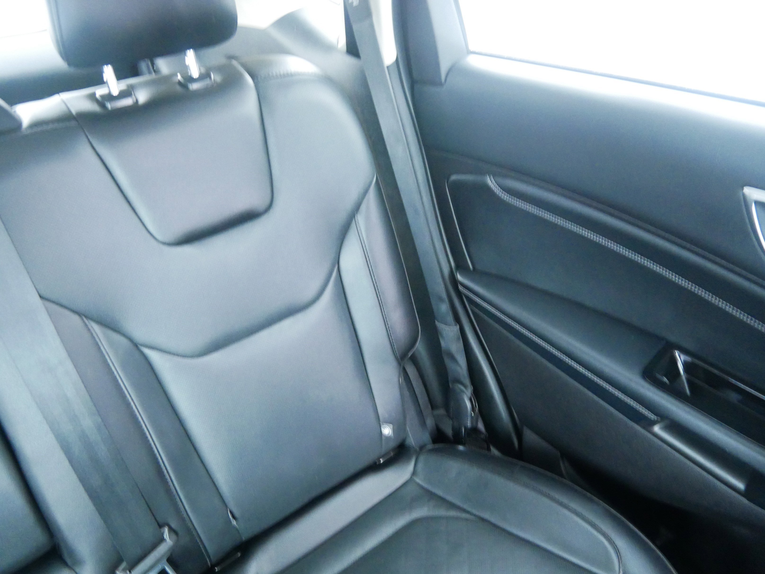 Used 2017 Ford Edge Titanium w/ Equipment Group 302A image 14