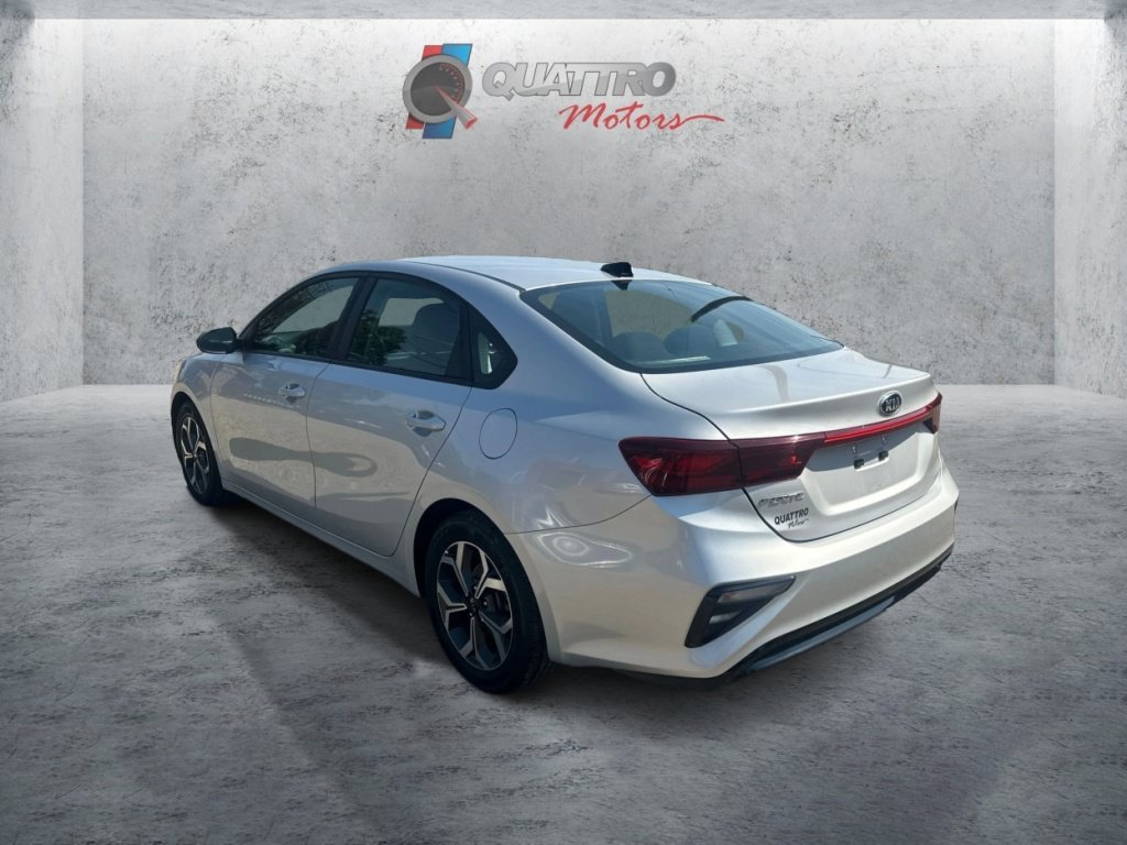 Used 2020 Kia Forte LXS FWD image 3