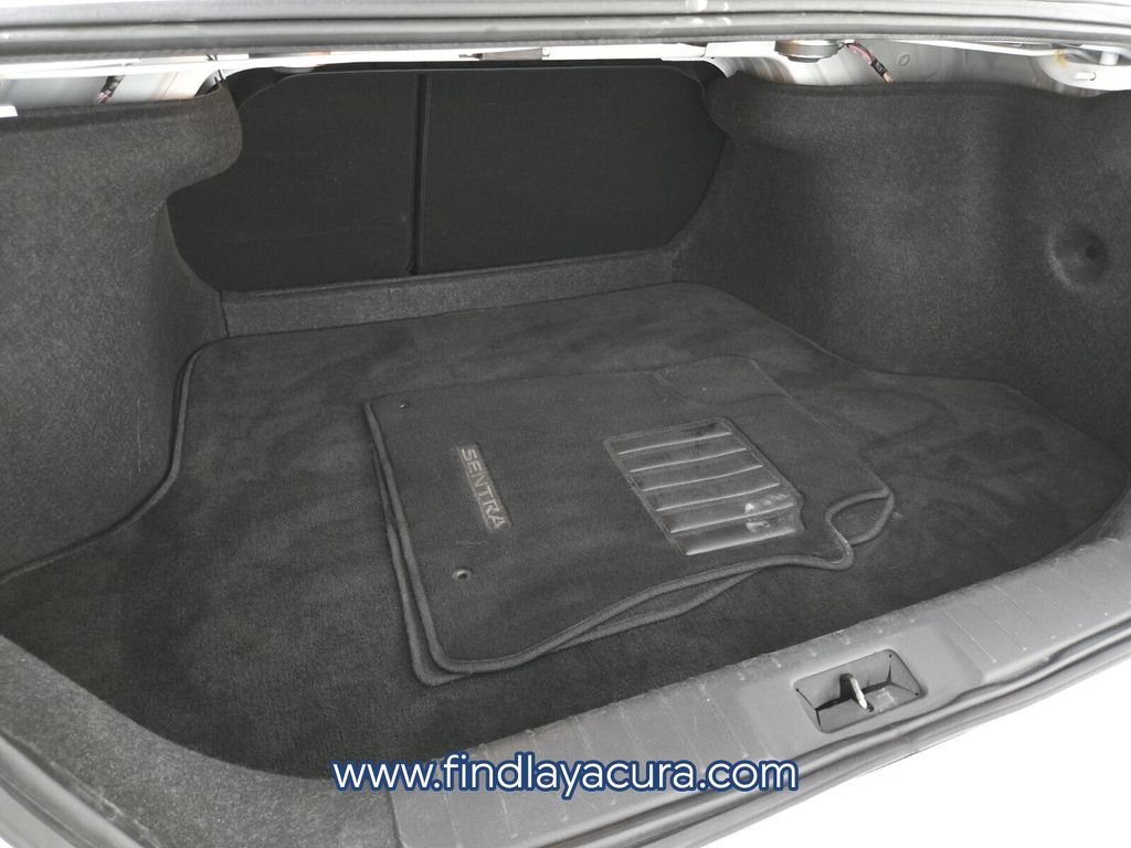 Used 2024 Nissan Sentra SV FWD image 15