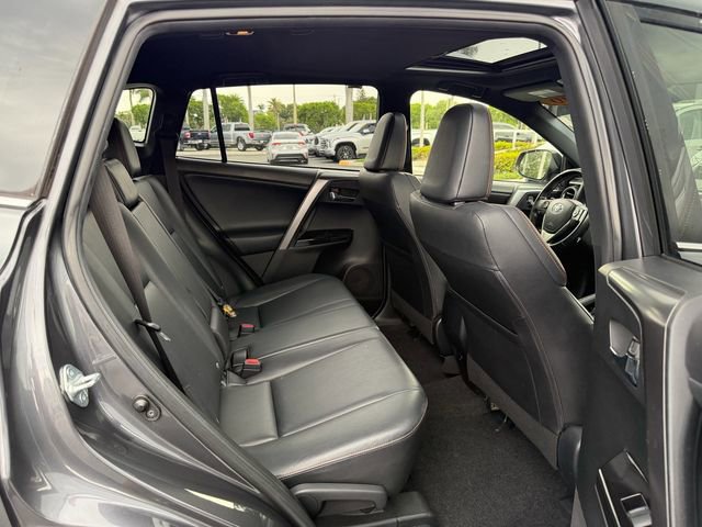 Used 2016 Toyota RAV4 SE FWD image 17