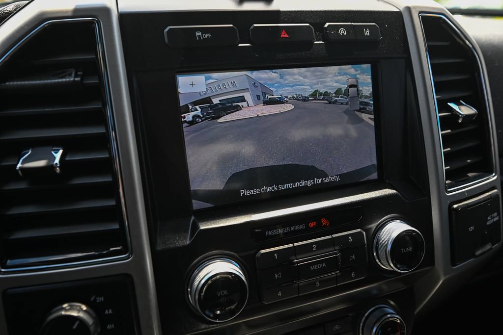 Used 2020 Ford F150 Lariat w/ Equipment Group 502A Luxury AWD/4WD image 38