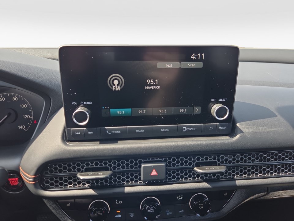 Certified 2025 Honda HR-V Sport image 17