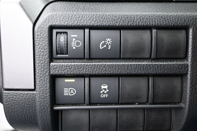 Used 2025 Toyota Tacoma TRD Sport AWD/4WD image 22