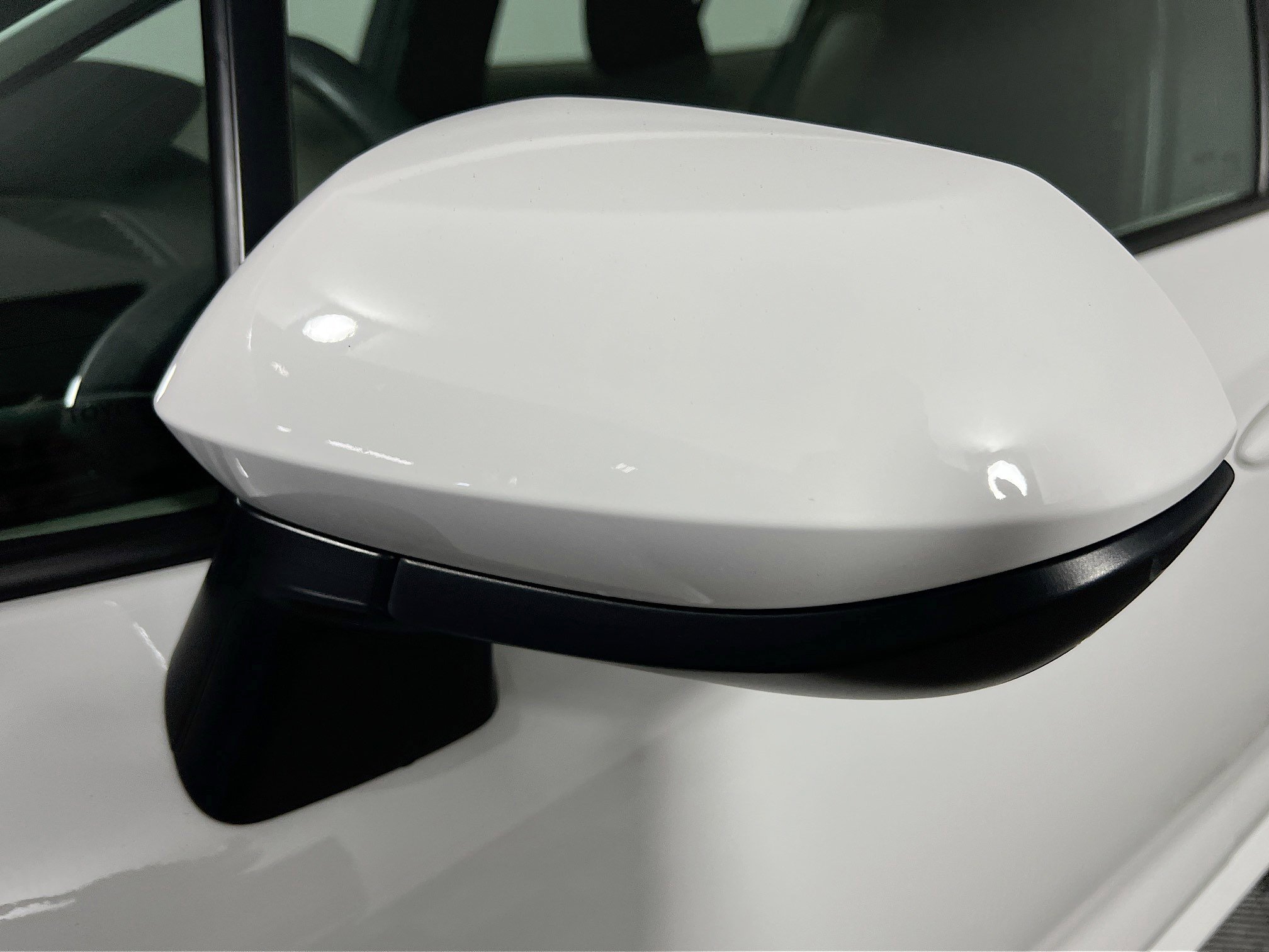Used 2025 Toyota Corolla LE FWD image 13
