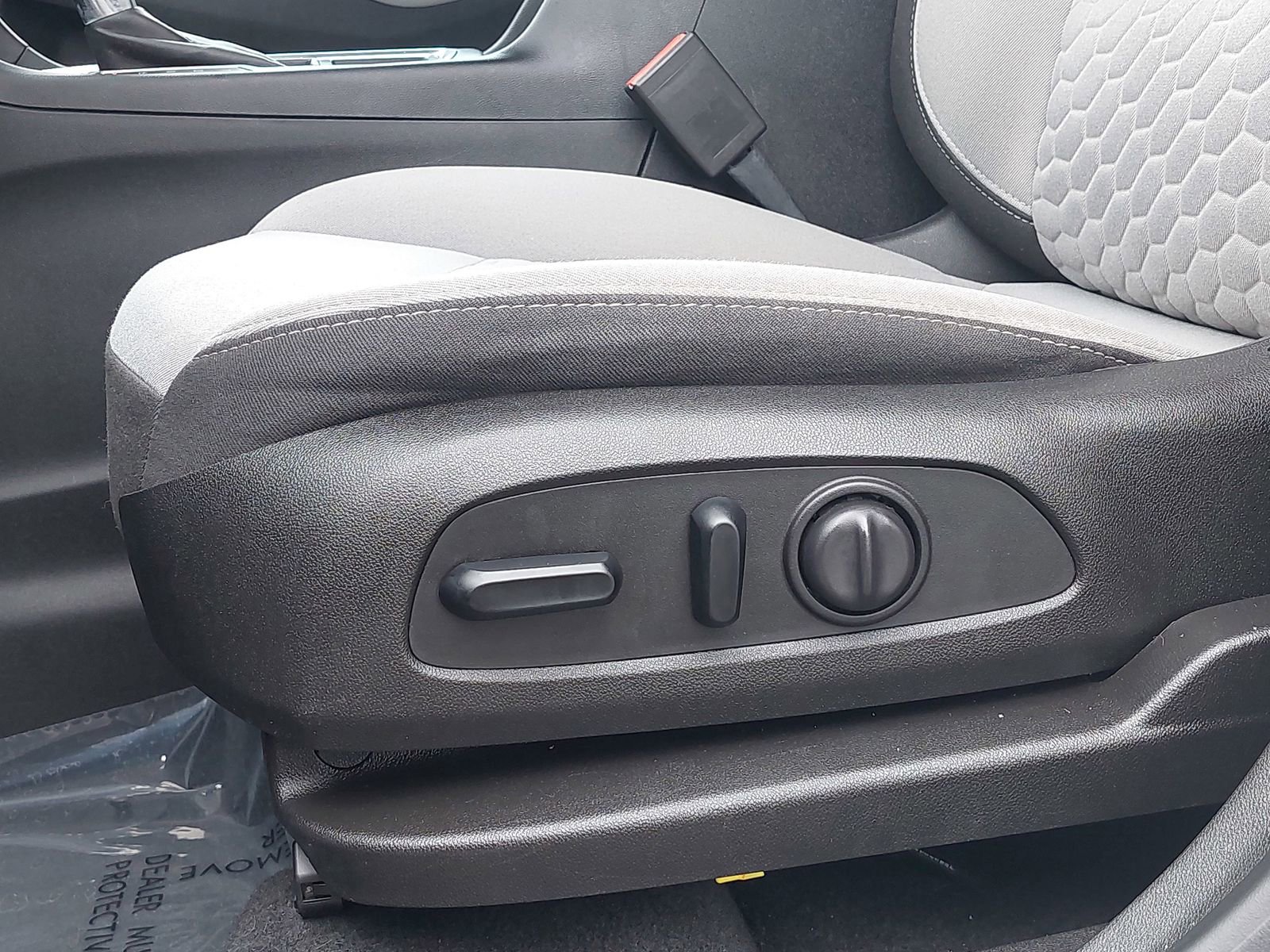 Used 2019 Chevrolet Equinox LS w/ LS Convenience Package FWD image 27