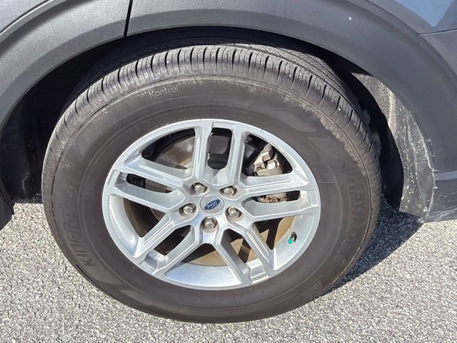 Used 2025 Ford Explorer Active w/ Active Comfort Package RWD image 17