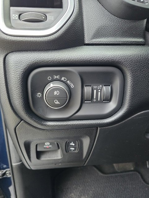 Used 2022 RAM 1500 Laramie w/ Sport Appearance Package image 34