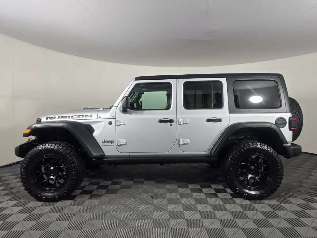 Used 2024 Jeep Wrangler Unlimited Rubicon AWD/4WD image 6