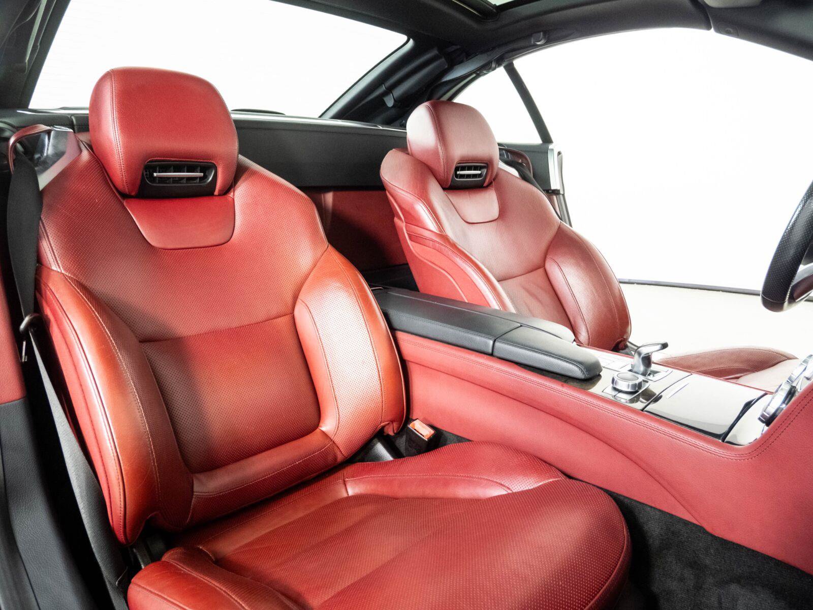 Used 2018 Mercedes-Benz SL 550 image 19