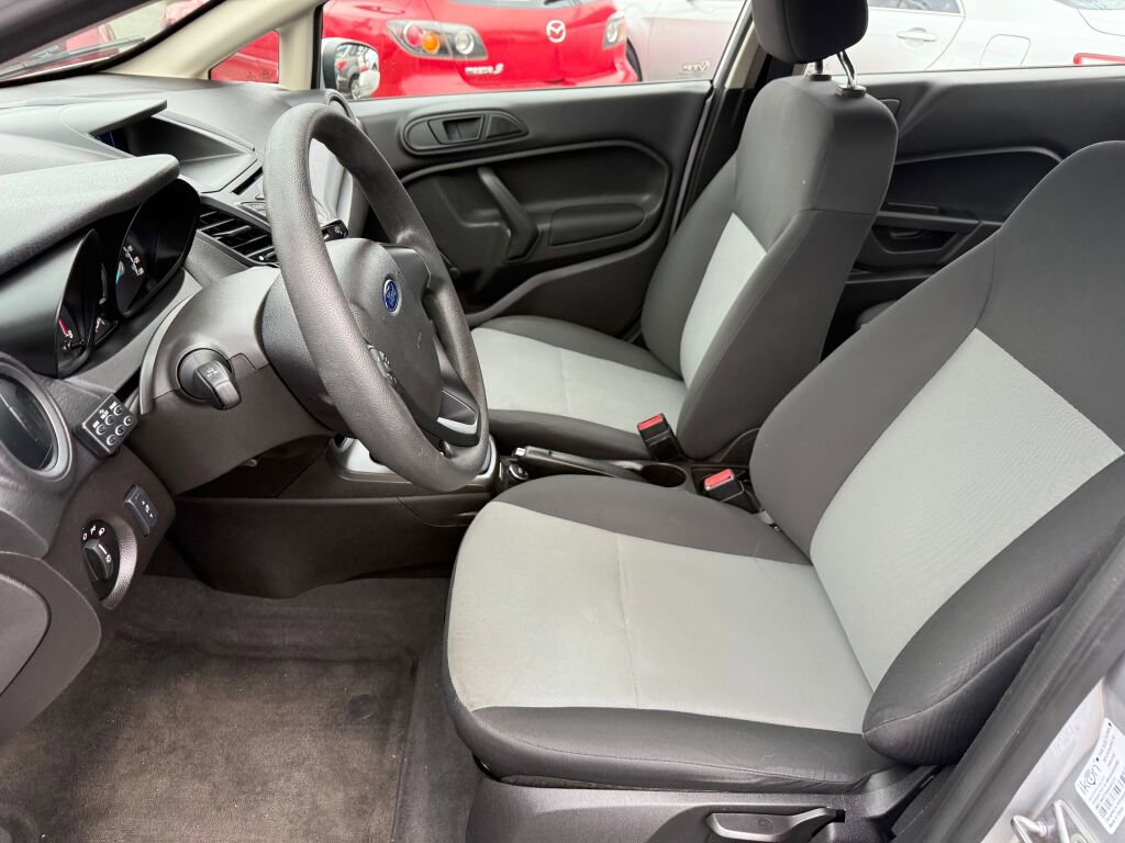 Used 2017 Ford Fiesta S image 8