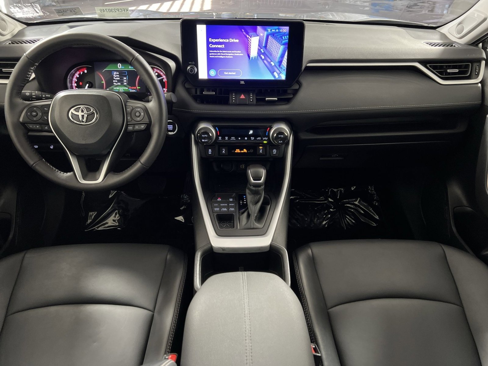 Used 2023 Toyota RAV4 XLE Premium image 22