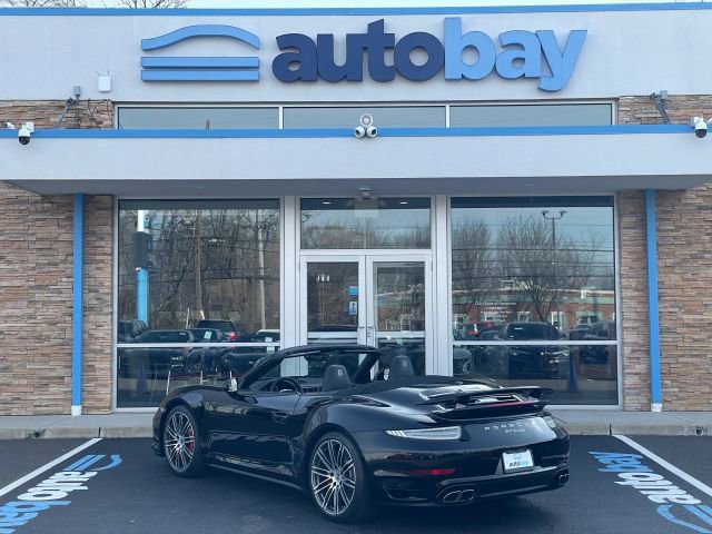 Used 2014 Porsche 911 Turbo image 9