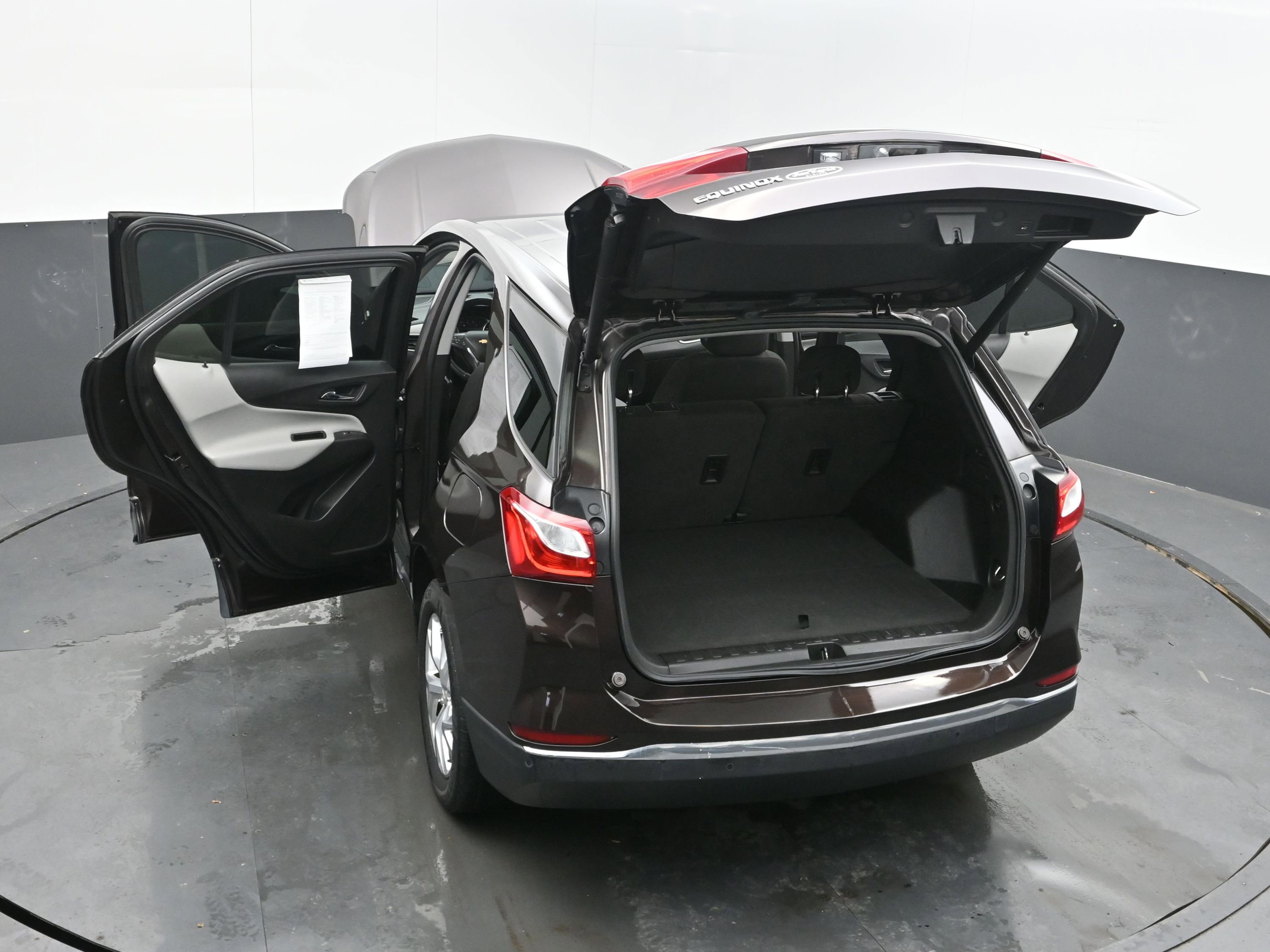 Used 2020 Chevrolet Equinox LT image 42