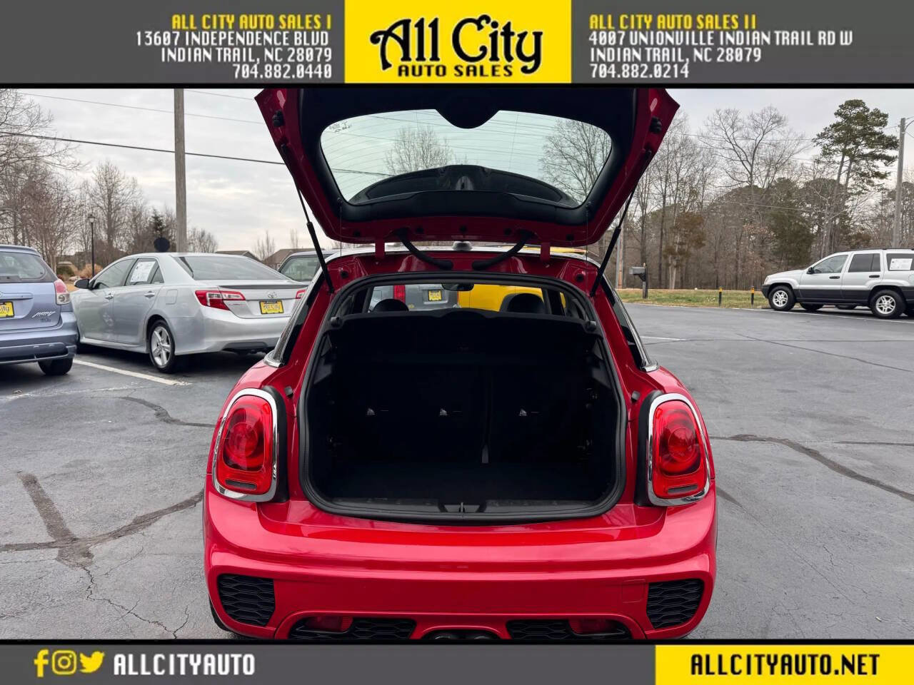 Used 2015 MINI Cooper S image 33