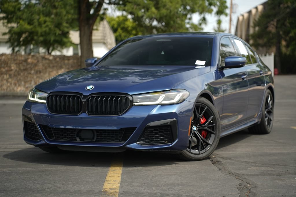 Used 2022 BMW M550i xDrive w/ Dynamic Handling Package