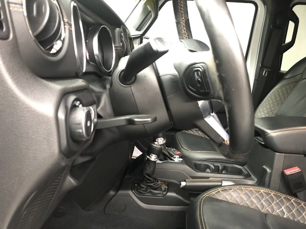 Used 2022 Jeep Wrangler Unlimited Sahara image 11