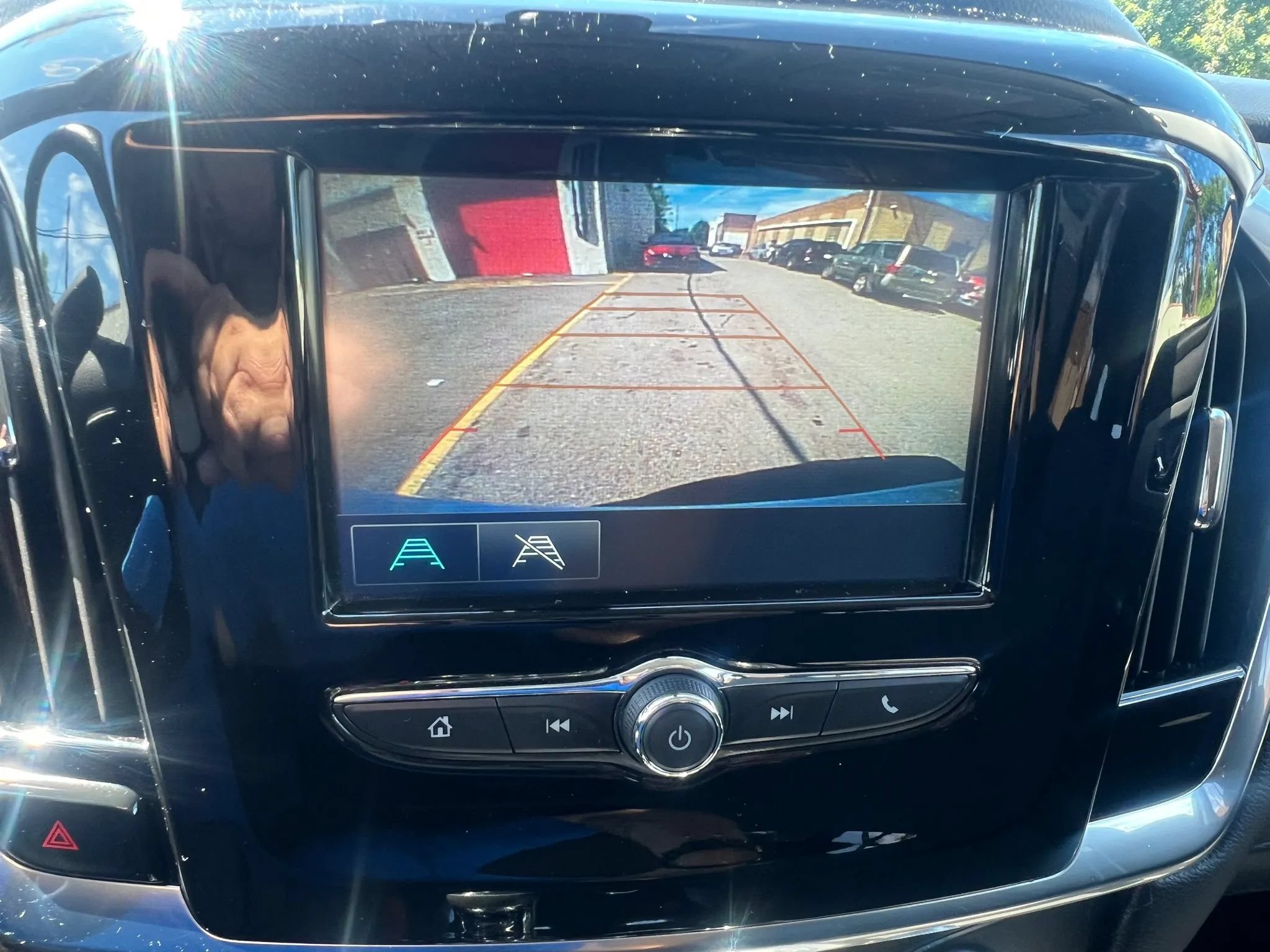Used 2019 Chevrolet Traverse LS FWD image 25