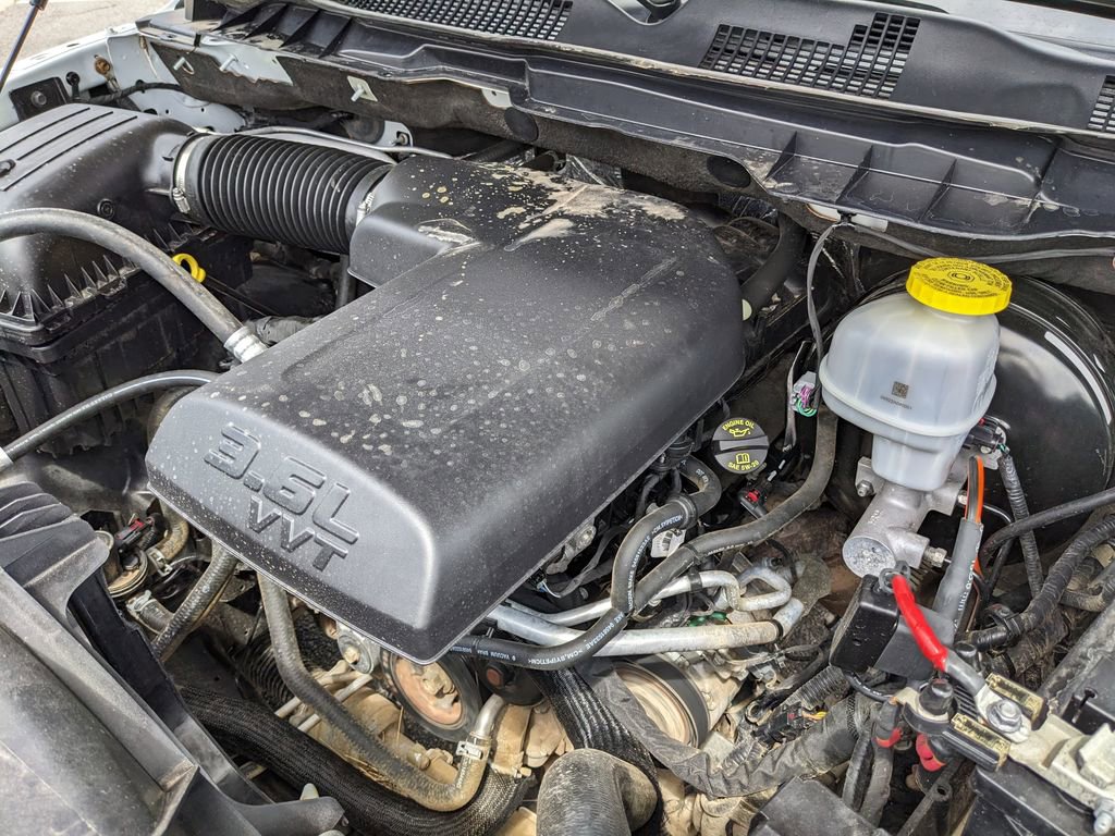 Used 2022 RAM 1500 Tradesman w/ Chrome Appearance Group AWD/4WD image 9