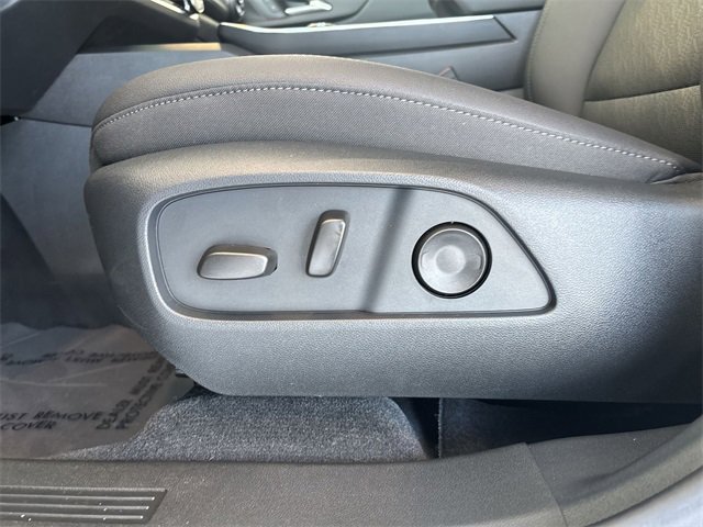 New 2026 Chevrolet Equinox LT w/ Convenience Package II image 22