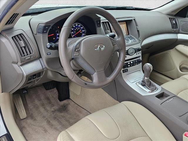 Used 2009 INFINITI G37 Journey RWD image 10
