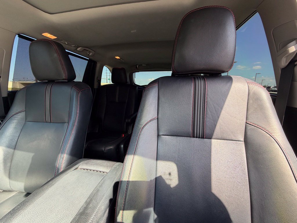 Used 2019 Toyota Highlander SE FWD image 13