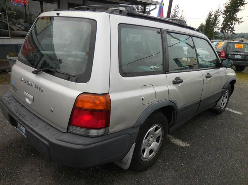 Used 2000 Subaru Forester L image 3
