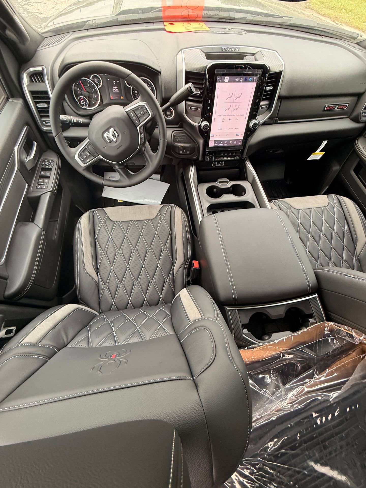 New 2025 RAM 2500 Big Horn AWD/4WD image 11