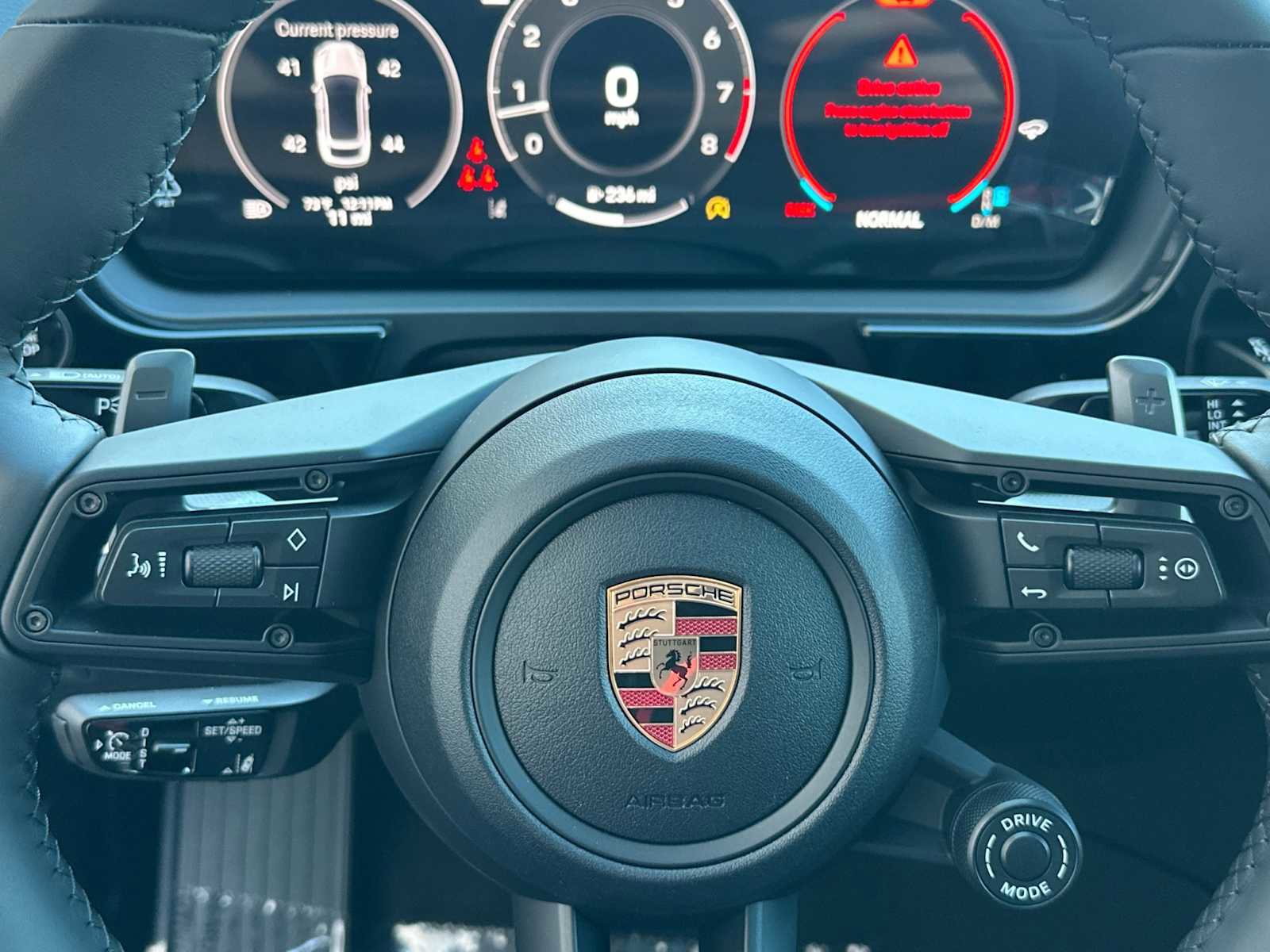 New 2026 Porsche Cayenne S image 25