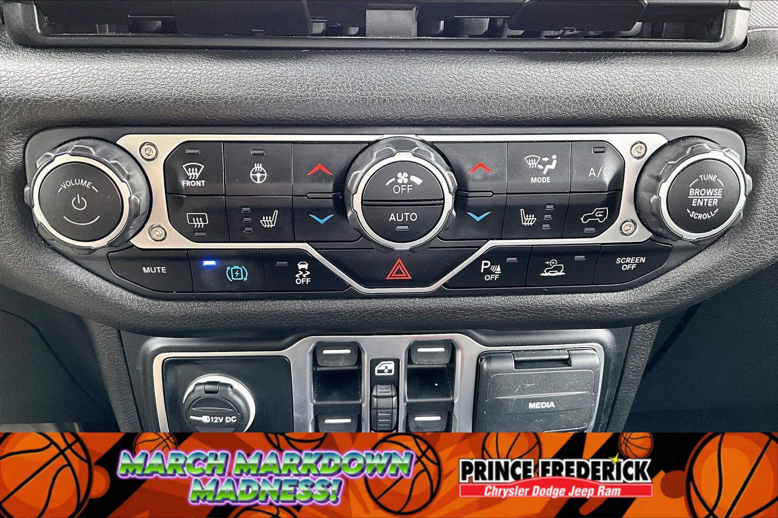 Used 2024 Jeep Wrangler Willys image 26