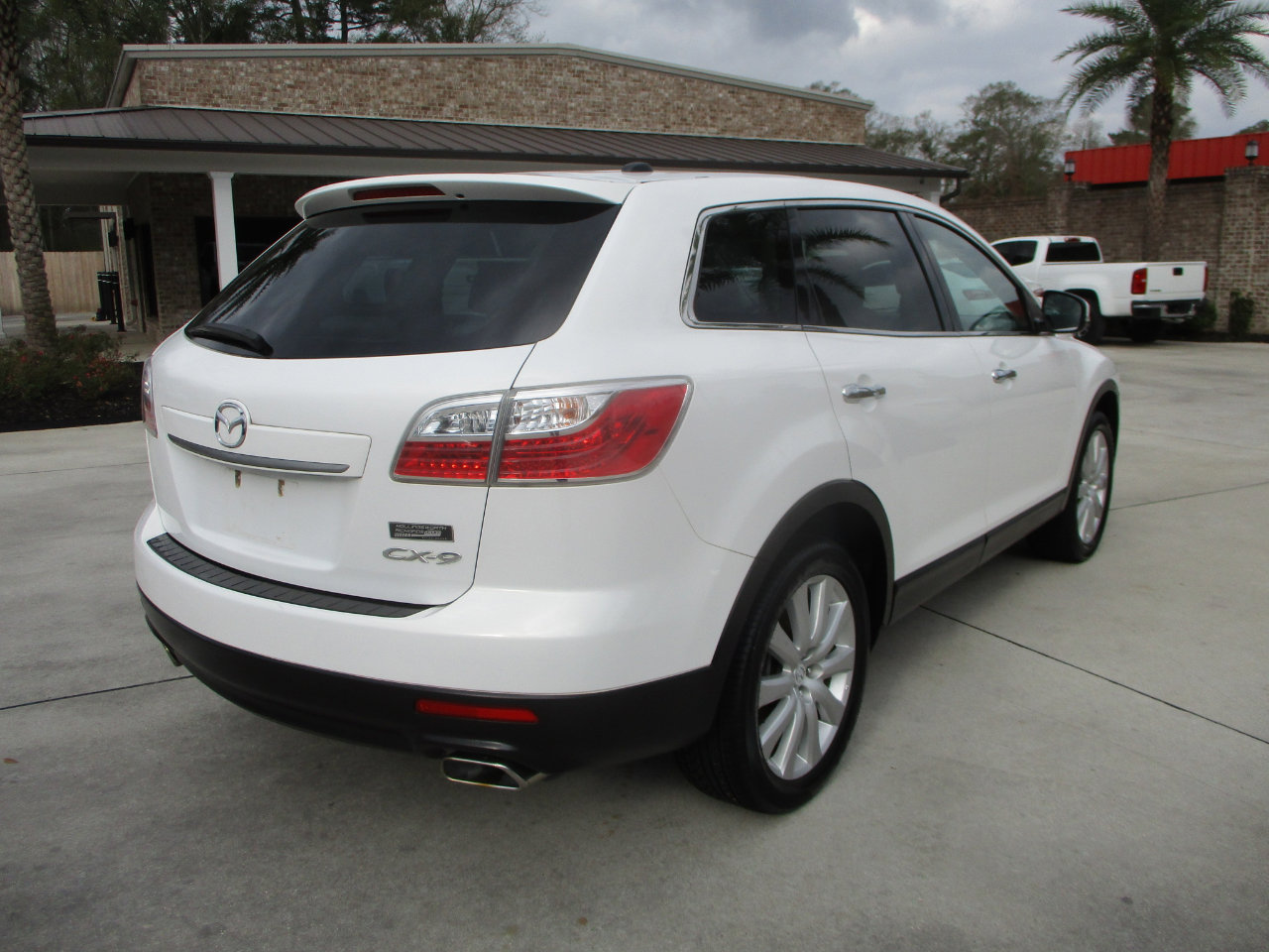 Used 2010 MAZDA CX-9 Grand Touring w/ Moonroof & Bose Audio Pkg image 7