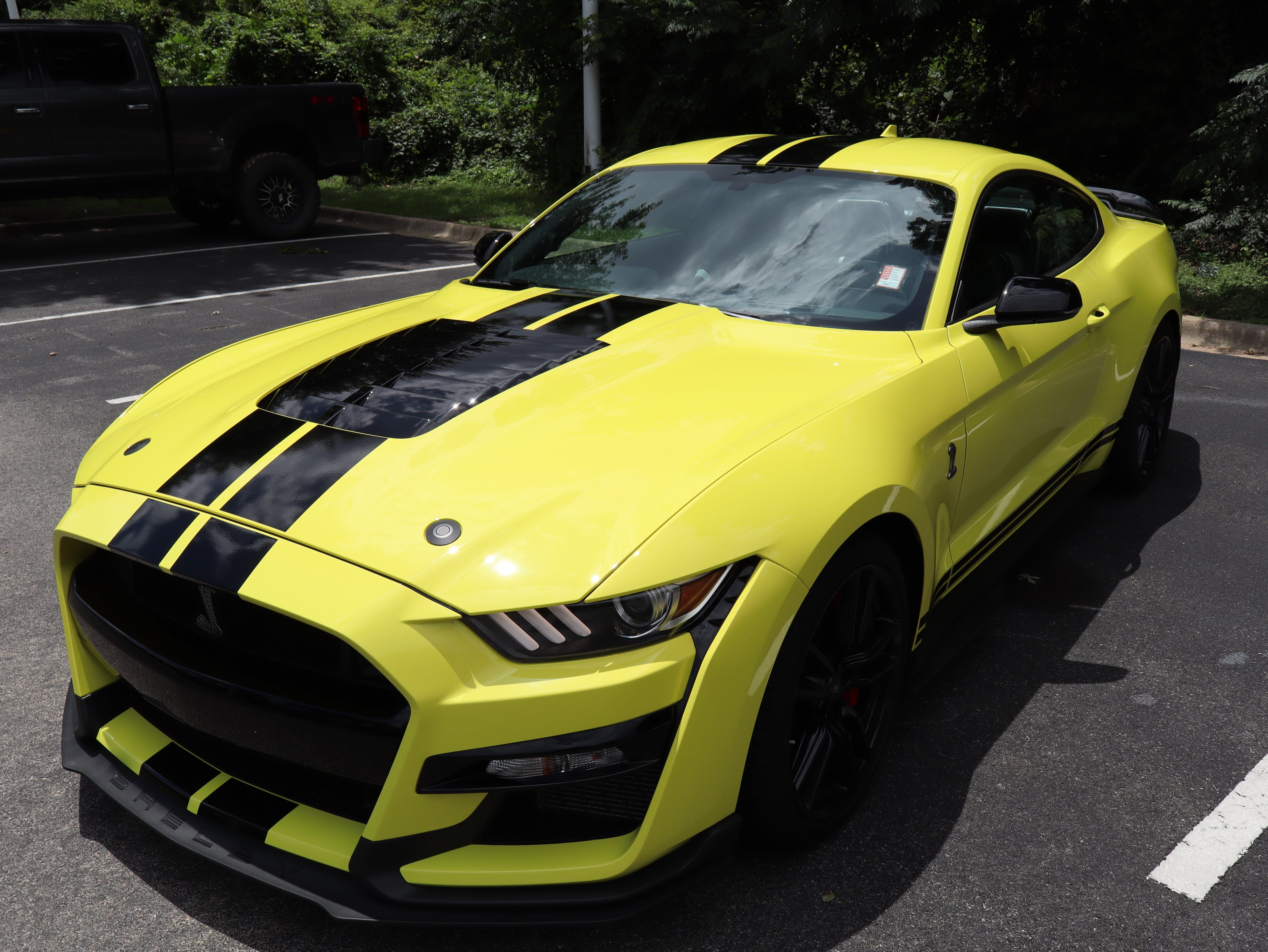 Used 2021 Ford Mustang Shelby GT500 w/ Technology Package RWD image 54