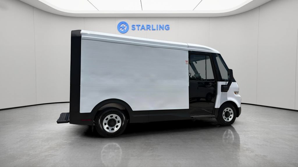 Used 2024 Chevrolet Brightdrop 400 w/ Commercial Equipment Package AWD/4WD image 11