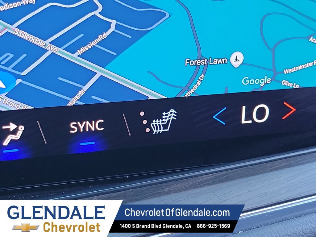 Used 2025 Chevrolet Suburban Z71 AWD/4WD image 30