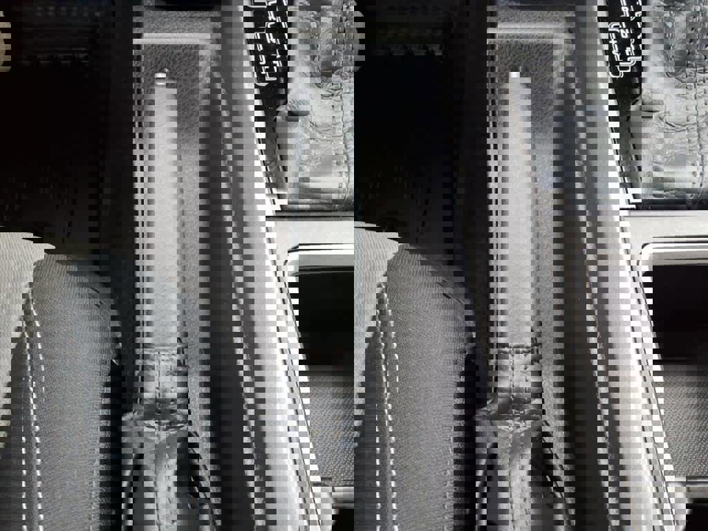 Used 2021 Toyota Tacoma TRD Off-Road w/ Technology Package image 25