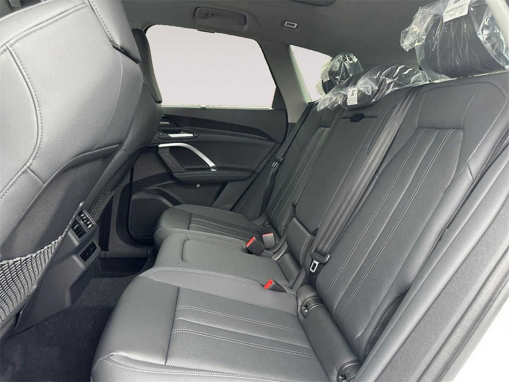 New 2025 Audi Q5 2.0T Premium Plus image 13