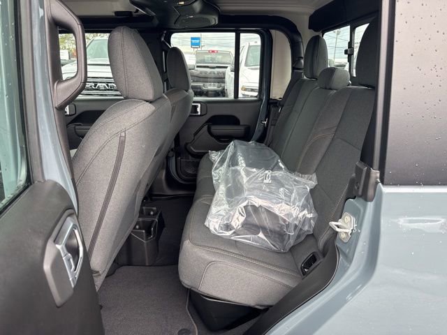 New 2026 Jeep Gladiator Sport AWD/4WD image 6
