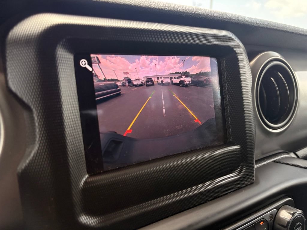 Used 2020 Jeep Gladiator Sport w/ Quick Order Package 24S AWD/4WD image 17