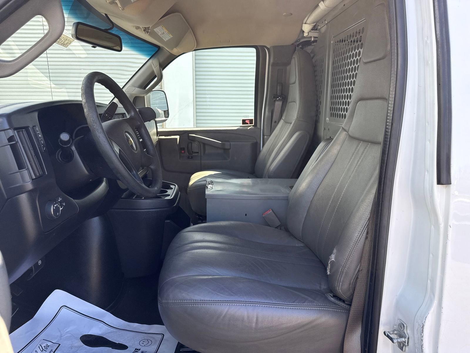 Used 2020 Chevrolet Express 3500 Work Van image 25